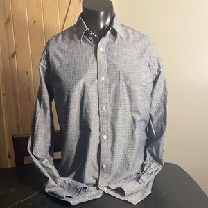 BANANA REPUBLIC BUTTON DOWN
NON- IRON TAILORED SLIM FIT